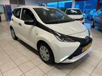 Toyota AYGO 1.0 VVT-I X-NOW, Voorwielaandrijving, Start-stop-systeem, Met garantie (alle), 4 stoelen