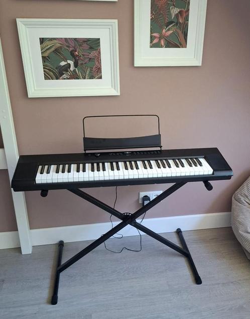 SDP-1 Draagbare Digitale Piano inclusief standaard., Muziek en Instrumenten, Piano's, Zo goed als nieuw, Zwart, Ophalen of Verzenden
