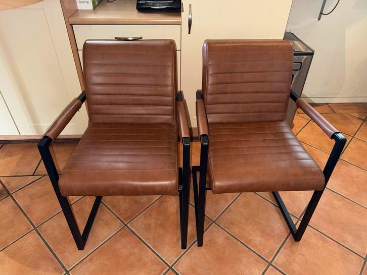 8 Nieuwe Stoelen met Armleuning, Huis en Inrichting, Stoelen, Nieuw, Vijf, Zes of meer stoelen, Kunststof, Metaal, Bruin, Ophalen