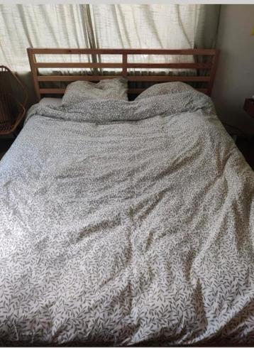 IKEA Tarva Tweepersoons Bedframe 160x200 - afbeelding 1