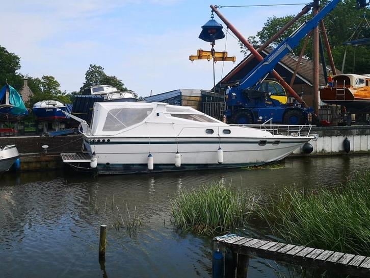 Canali G38 polyester motorjacht twin diesel, Watersport en Boten, Motorboten en Motorjachten, Zo goed als nieuw, Polyester, Benzine