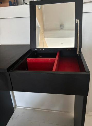 Kaptafel Ikea te koop beschikbaar voor biedingen