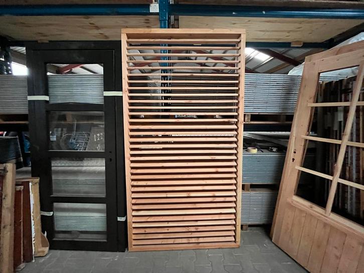 Houten Buitenjaloezie 225x120cm, Doe-het-zelf en Verbouw, Deuren en Horren, Nieuw, Buitendeur, 215 cm of meer, 120 cm of meer