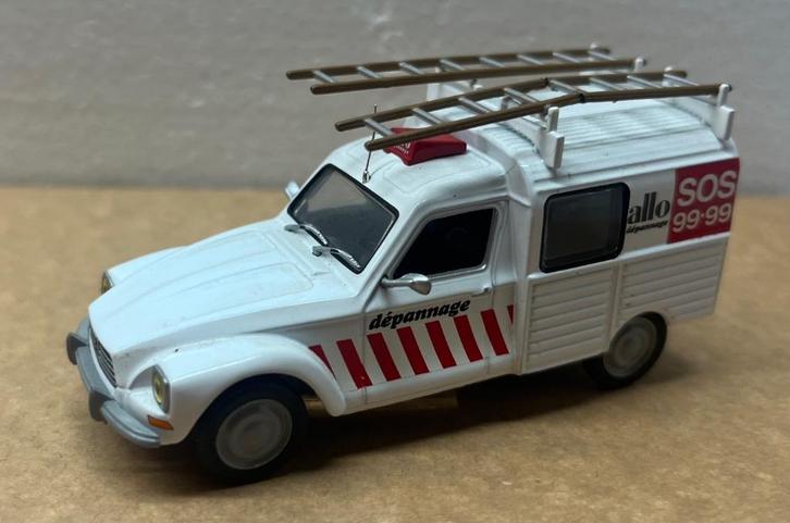 1:43 Altaya , Citroën Acadiane, Hobby en Vrije tijd, Modelauto's | 1:43, Zo goed als nieuw, Auto, Overige merken, Ophalen of Verzenden