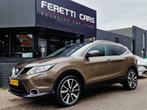 Nissan QASHQAI 1.2 PREMIER EDITION PANODAK LEDER 360.CAMERA, Voorwielaandrijving, Euro 5, Gebruikt, Zwart