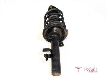Schokdemperpoot links-voor van een Ford Focus beschikbaar voor biedingen