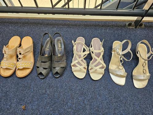 2x sandalen of instappers (41), Kleding | Dames, Schoenen, Zo goed als nieuw, Schoenen met lage hakken, Ophalen of Verzenden