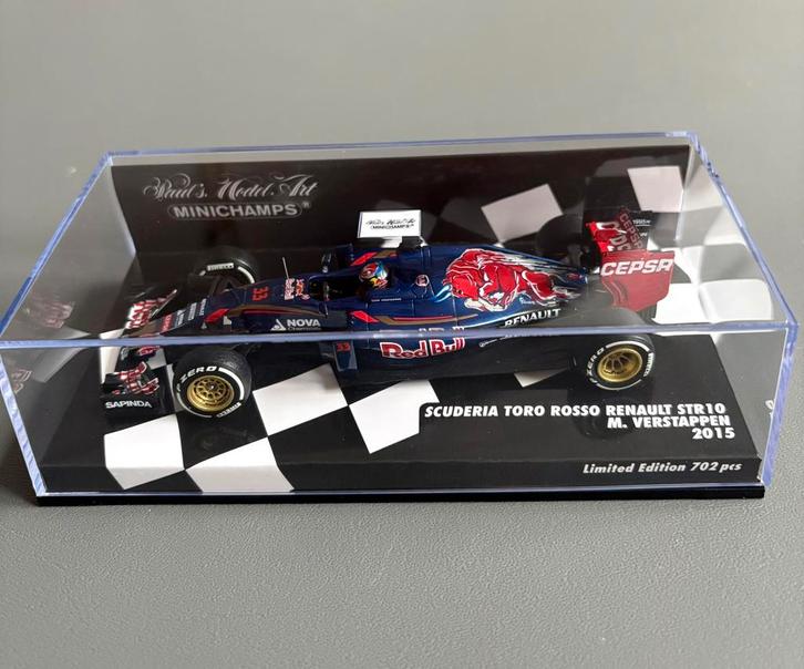 Max Verstappen Red Bull Toro Rosso 2015 Minichamps 1:43, Verzamelen, Automerken, Motoren en Formule 1, Zo goed als nieuw, Formule 1