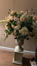 Zijde bloemen in vaas, Huis en Inrichting, Woonaccessoires | Kunstplanten en Kunstbloemen, Ophalen, Zo goed als nieuw, Binnen