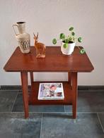 Vintage tafeltje teakhout jaren 60, Doe-het-zelf en Verbouw, Kozijnen en Schuifpuien, Ophalen, Raamkozijn, Zo goed als nieuw, Minder dan 75 cm