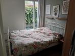 Wit ledikant met ikea matras 140x200, Ophalen, Zo goed als nieuw, Tweepersoons