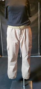 Broek camel kleur met zij zakken maat 42., Kleding | Dames, Broeken en Pantalons, Ophalen of Verzenden, Zo goed als nieuw, Maat 42/44 (L)