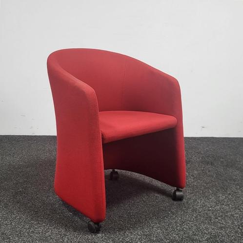 Markant Fauteuil Rood  25178, Huis en Inrichting, Fauteuils, Gebruikt, Stof, 50 tot 75 cm, Ophalen