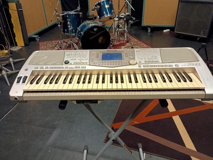 Yamaha PSR Keyboard, Muziek en Instrumenten, Keyboards, Gebruikt, 61 toetsen, Yamaha, Aanslaggevoelig, Midi-aansluiting, Ophalen