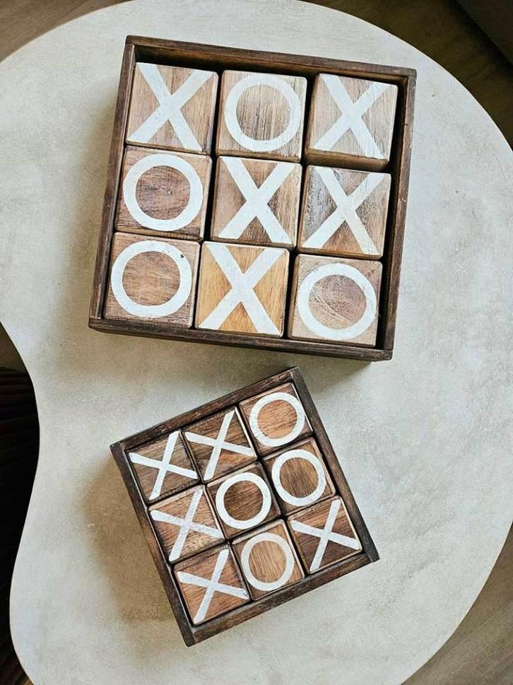 Tic tac toe houten spel 1 uit Bali, Hobby en Vrije tijd, Gezelschapsspellen | Bordspellen, Nieuw, Een of twee spelers, Ophalen of Verzenden