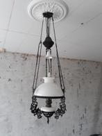 Antieke petroleum lamp met contragewicht originele staat, Huis en Inrichting, Lampen | Hanglampen, Minder dan 50 cm, Gebruikt