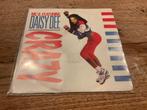 MC B. Featuring Daisy Dee, Crazy, 7 inch, Single, Ophalen of Verzenden, Zo goed als nieuw
