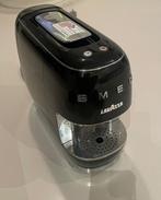 Lavazza A Modo Mio espresso machine – Smeg Edition – Zwart, Gebruikt, Espresso apparaat, 10 kopjes of meer, Ophalen of Verzenden