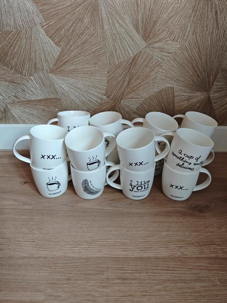 16 mokken Riverdale, Huis en Inrichting, Keuken | Servies, Zo goed als nieuw, Kop(pen) en/of Schotel(s), Overige stijlen, Porselein