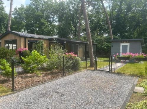 Chalet te koop Baarle-Nassau, Caravans en Kamperen, Stacaravans, tot en met 4, Ophalen