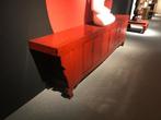 Antiek rood dressoir, Ophalen