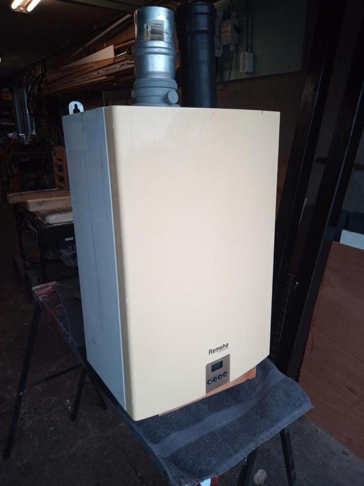 Remeha Avanta 35c CW5 - Goed Onderhouden, Doe-het-zelf en Verbouw, Geisers en Boilers, Ophalen of Verzenden