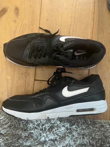 Nike air max maat 41 zwart beschikbaar voor biedingen