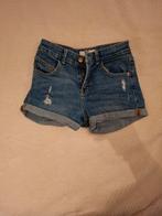 Short jeans dames  bershka xs/s, Ophalen of Verzenden, Nieuw, Blauw, W27 (confectie 34) of kleiner
