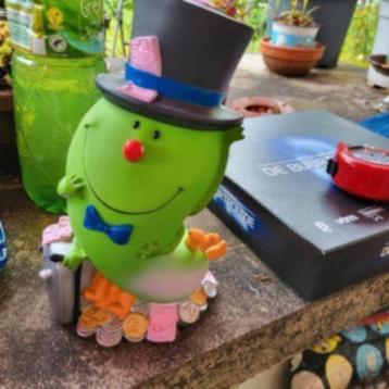 6 Spaarpotten beschikbaar voor biedingen