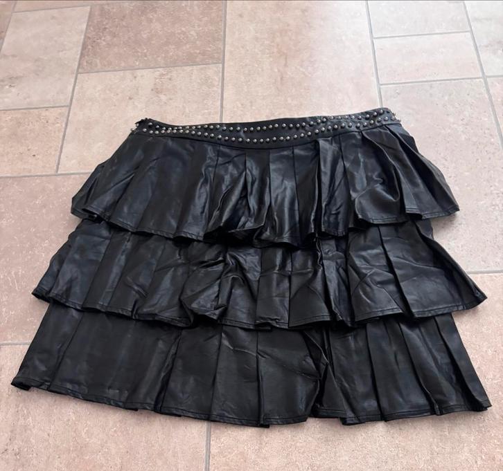 Liu Jo Zwart Rokje - Maat 38, Kleding | Dames, Rokken, Zo goed als nieuw, Maat 38/40 (M), Zwart, Boven de knie, Ophalen of Verzenden