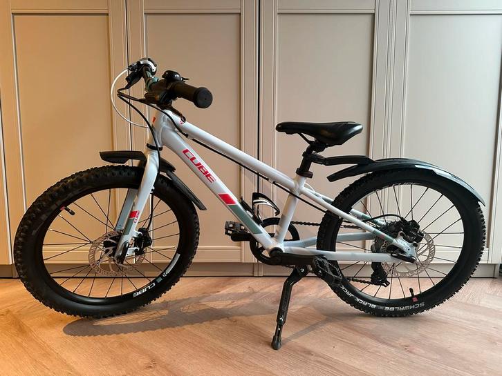 Cube 200 - 20 inch kinderfiets, zo goed als nieuw!, Fietsen en Brommers, Fietsen | Jongens, Zo goed als nieuw, 20 inch, Handrem