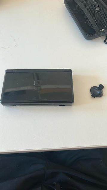 NintendoDS lite+vingerpen voor 3DS+nintendo tas+DSoplader beschikbaar voor biedingen