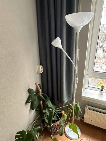 Ikea Hektar Lamp met gloeilampen beschikbaar voor biedingen