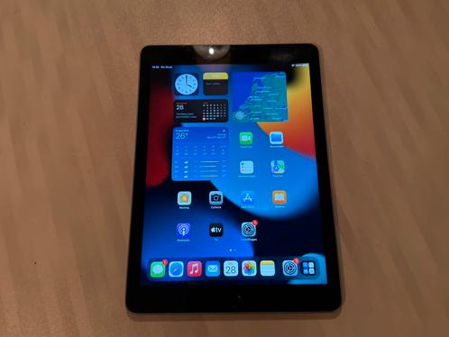 Apple IPad Air 2 64GB, Computers en Software, Apple iPads, Refurbished, Apple iPad Air, Wi-Fi, 11 inch, 64 GB, Zilver, Ophalen