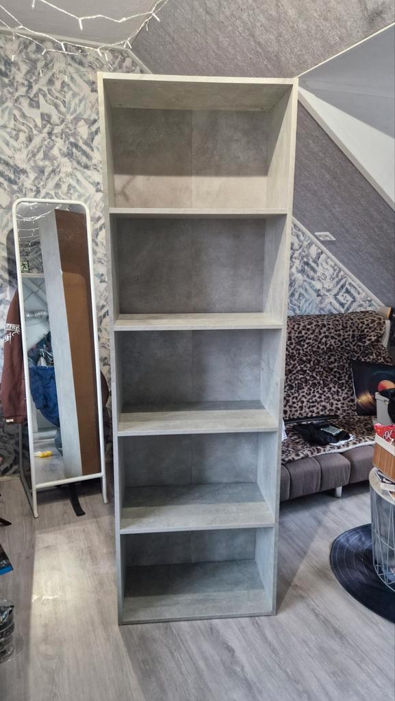 Betonlook kast 30x60x189cm, Huis en Inrichting, Kasten | Boekenkasten, Gebruikt, 50 tot 100 cm, 150 tot 200 cm, 25 tot 50 cm, Met plank(en)