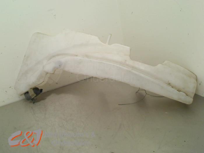 Ruitensproeiertank voor van een Nissan Navara, Auto-onderdelen, Ruiten en Toebehoren, Nissan, Gebruikt, 3 maanden garantie, Ophalen of Verzenden