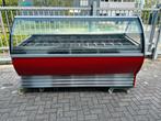 2x 24 Baks Schepijs Vitrine. Watergekoeld, Ophalen, Koelen en Vriezen