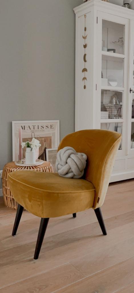 Woood fauteuil okergeel fluwele stof, Huis en Inrichting, Fauteuils, Gebruikt, Stof, 50 tot 75 cm, Minder dan 75 cm, Ophalen