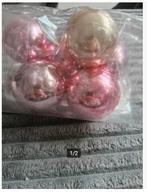 6 roze kerstballen en 1 kerstklok h, Diversen, Kerst, Onbekend, Ophalen of Verzenden, Zo goed als nieuw, Losse verkoop