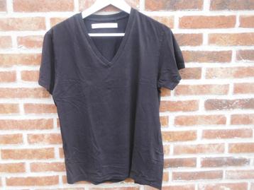 2x zwart Zara basic heren t-shirt met V-hals, mt 38/M beschikbaar voor biedingen