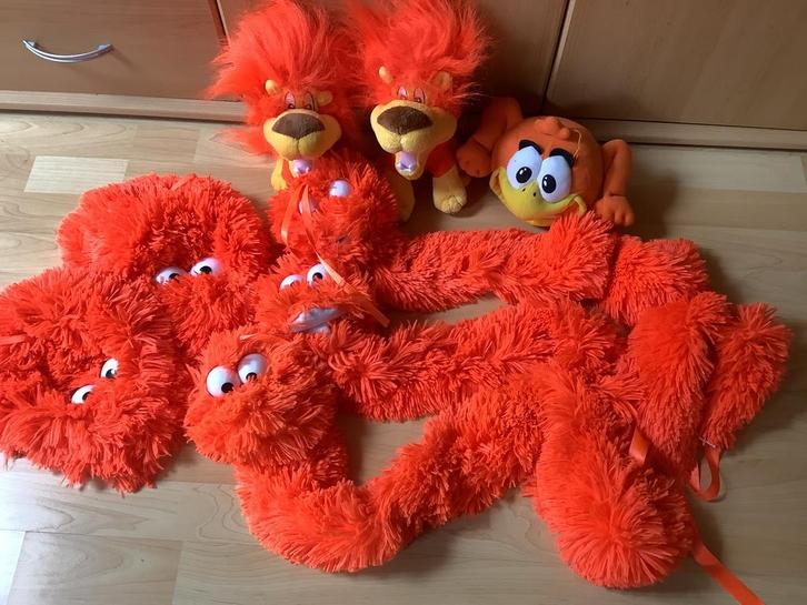 Oranje boa sjaal 3x beesie beessie EK WK koningsdag voetbal, Hobby en Vrije tijd, Feestartikelen, Nieuw, Oranje of Koningsdag