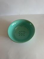 Vintage  keramische bessenkom in een frisse mintgroene kleur, Ophalen of Verzenden
