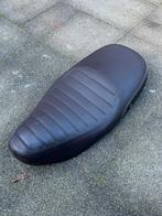 Vespa LX/S Zadel bruin!, Fietsen en Brommers, Brommeronderdelen | Scooters, Ophalen of Verzenden, Zo goed als nieuw, Zadel, Vespa