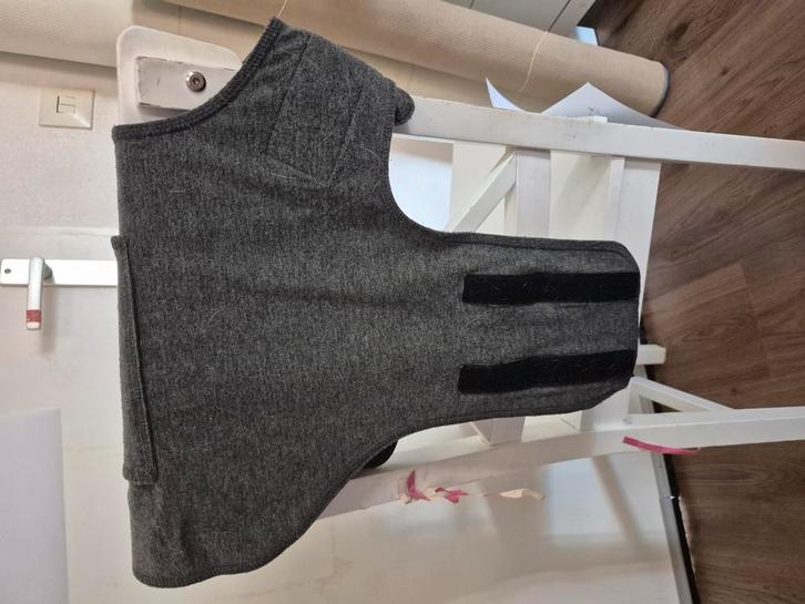 Thunder Shirt, Dieren en Toebehoren, Hondenkleding, Zo goed als nieuw, Ophalen