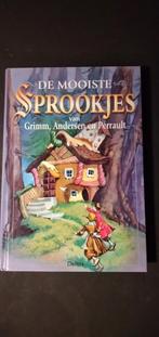 De mooiste sprookjes van Grimm, Andersen en Perrault, Ophalen of Verzenden, Sprookjes, Zo goed als nieuw