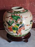 Chinees pot, Antiek en Kunst, Antiek | Porselein, Ophalen of Verzenden