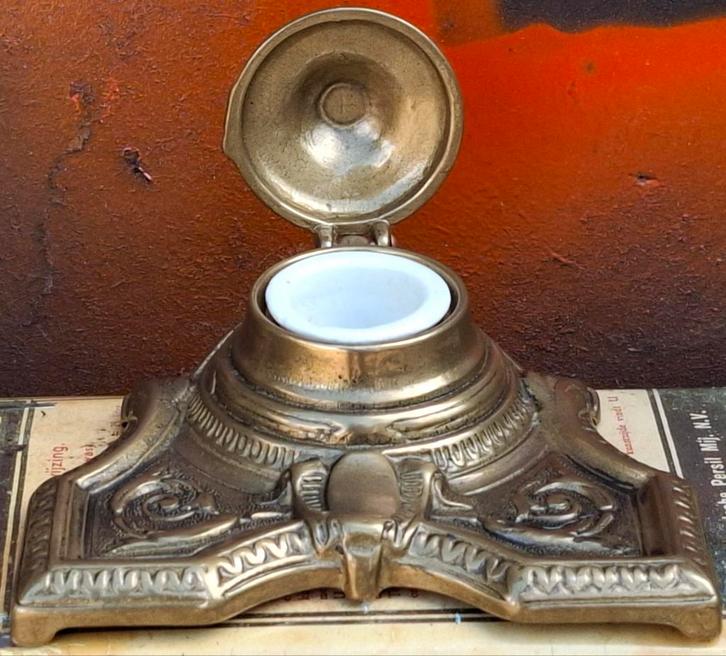 Inkt potje. Art nouveau. Mod. Brevet. Frankrijk.  Messing., Antiek en Kunst, Curiosa en Brocante, Ophalen