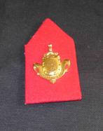 Nederlands leger; Kraag embleem infanterie Nulli Cedo !, Verzamelen, Militaria | Algemeen, Ophalen, Landmacht, Nederland, Embleem of Badge