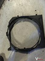 mercedes w124 3.2  Airco condensorkap (2delen)