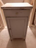 Oud nachtkastje, Ophalen, Zo goed als nieuw, Minder dan 45 cm